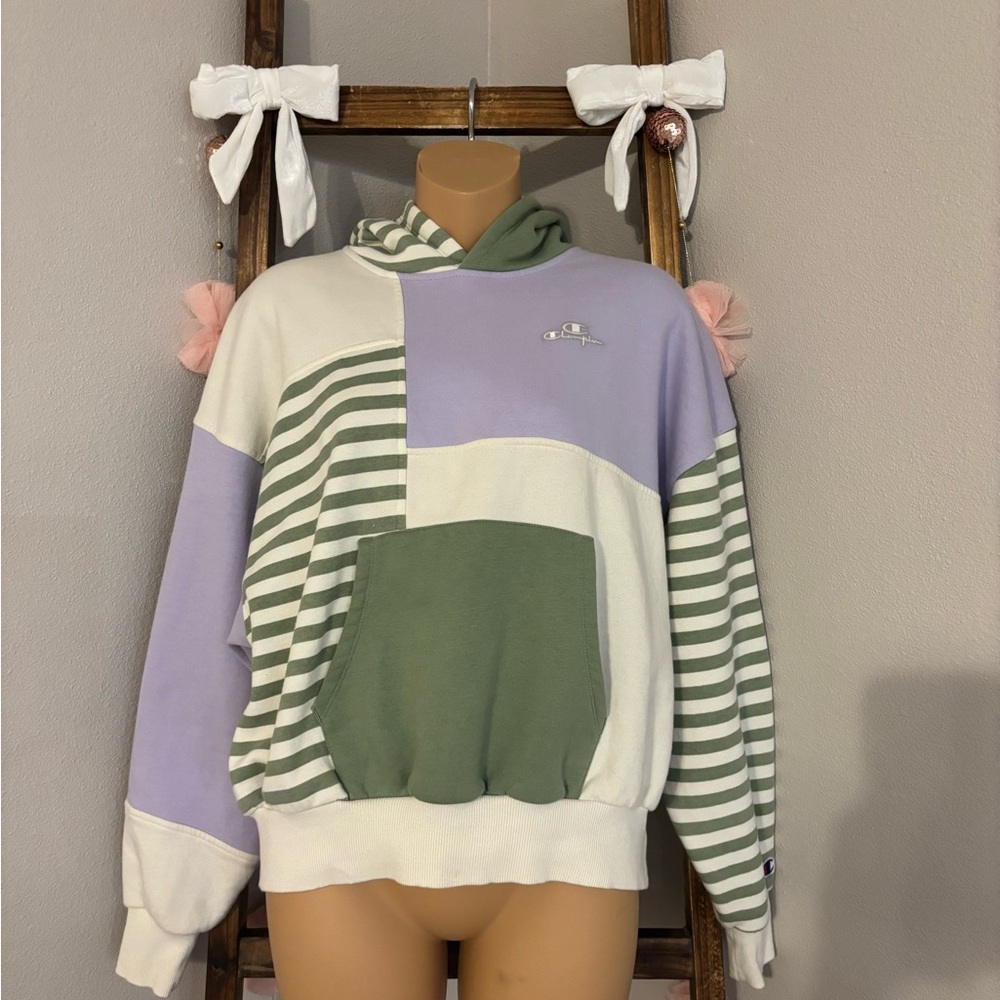 Champion Women's Striped Colorblock Sweater - Lavender, Sage, Cream
